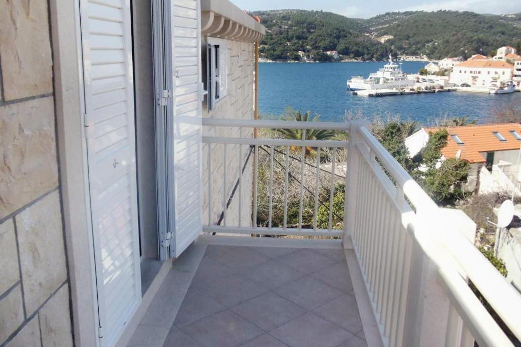 Apartments By The Sea Sumartin, Brac - 5620 Bagian luar foto